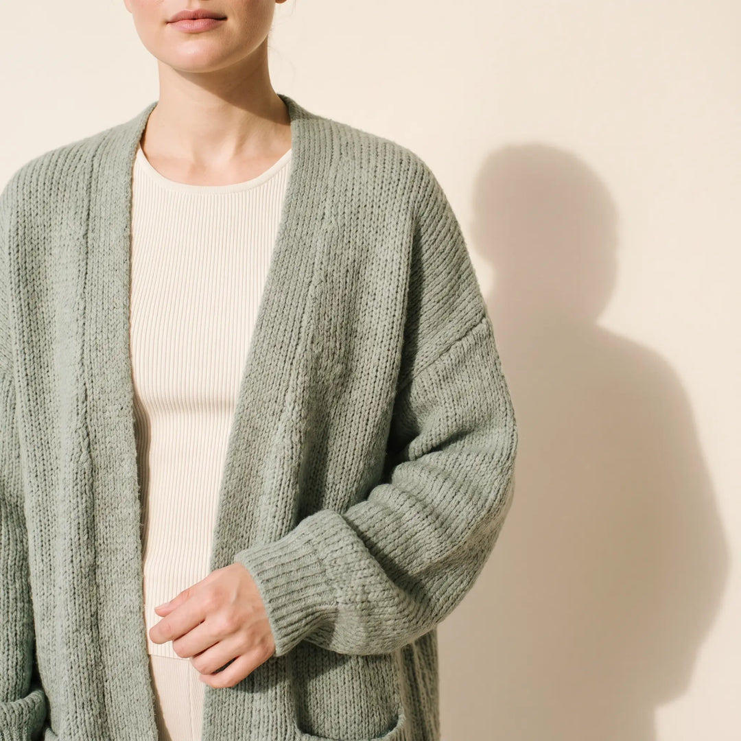 Sweaters & Cardigans