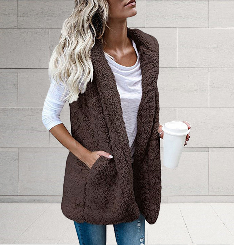 Callie sherpa fleece vest with shawl collar – image 10