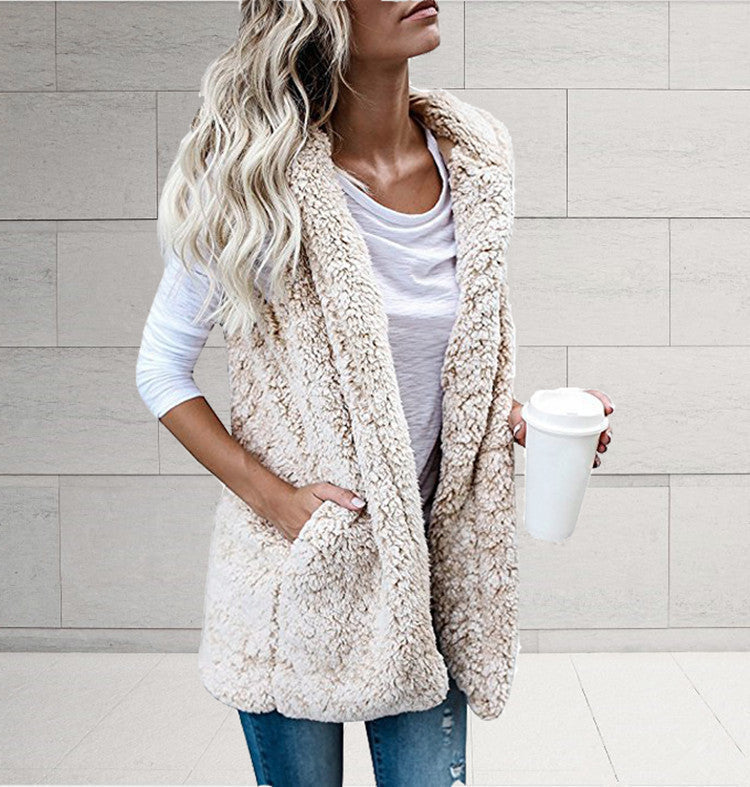 Callie sherpa fleece vest with shawl collar – image 9
