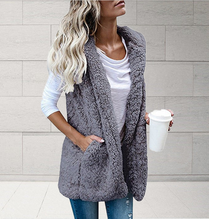 Callie sherpa fleece vest with shawl collar – image 7