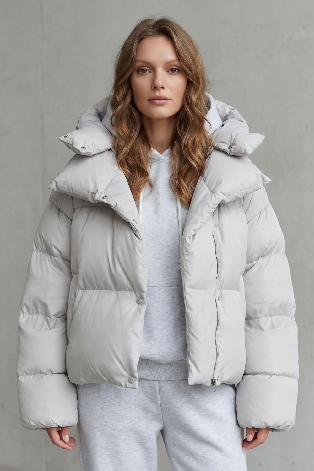 Venla cloud soft cropped puffer jacket – image 2