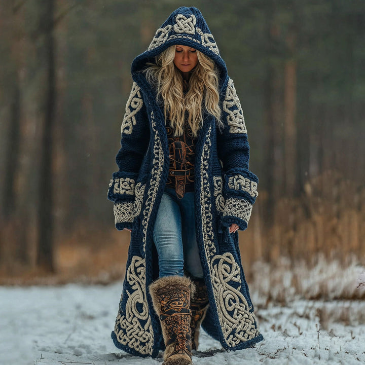 Ivy hooded long knit coat with Celtic pattern – image 4