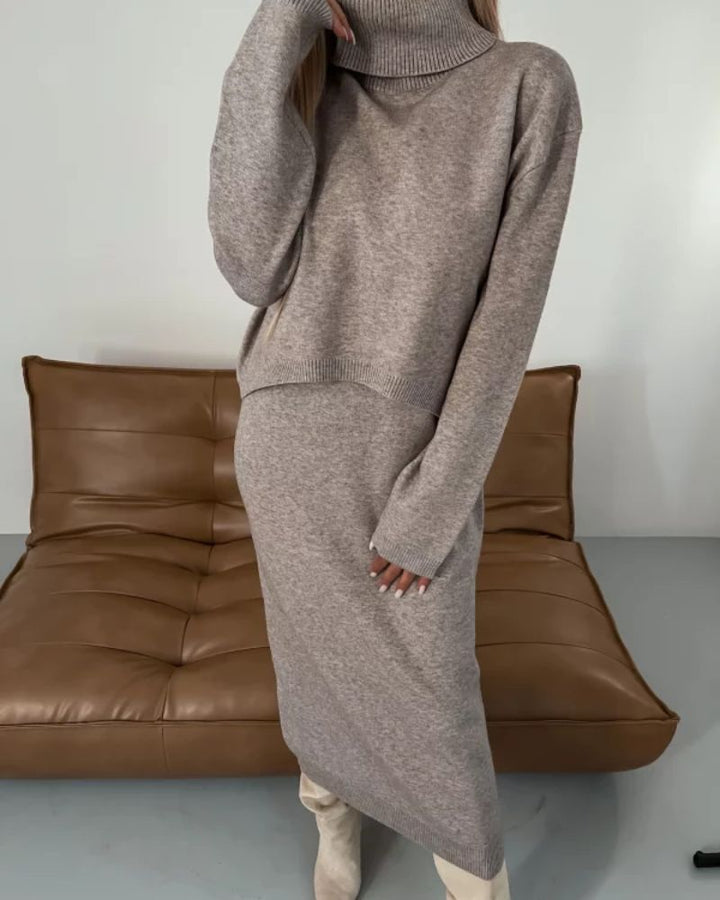 Lavinia turtleneck top and knit midi dress set – image 7