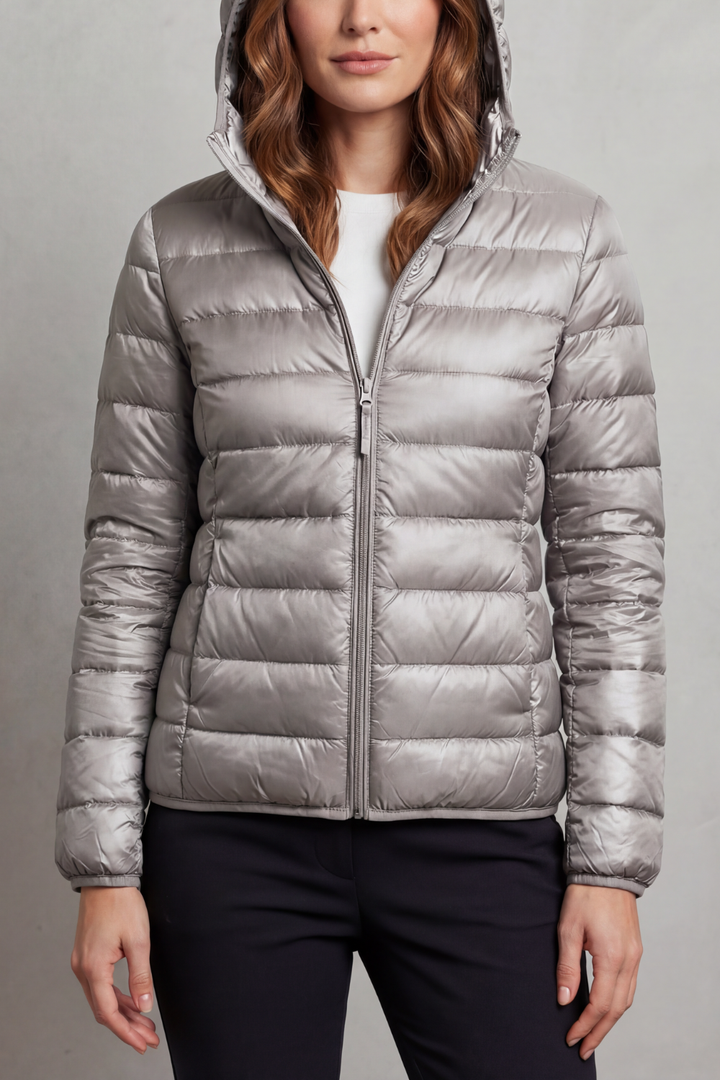 Courtney lightweight packable hooded puffer jacket – image 5