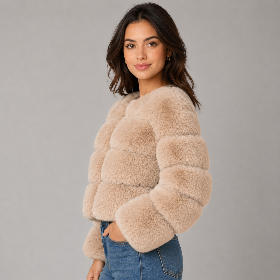Lorelei cropped faux fur jacket – image 3