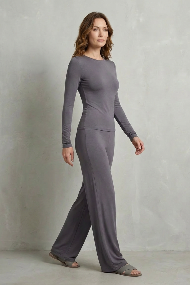Gabriella fitted top and wide leg pants set – image 3