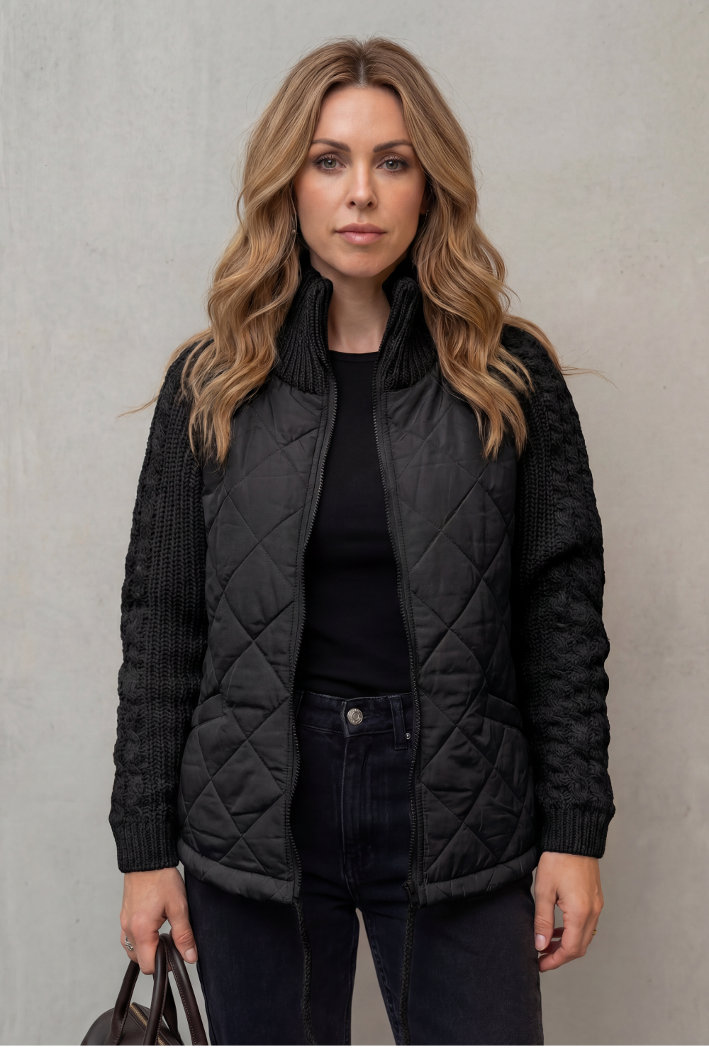 Sierra quilted puffer jacket with knit trim – image 9