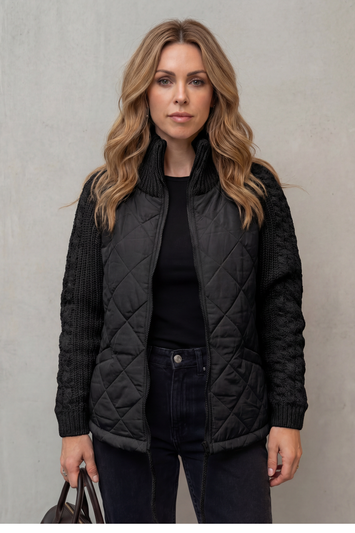 Sierra quilted puffer jacket with knit trim – image 9