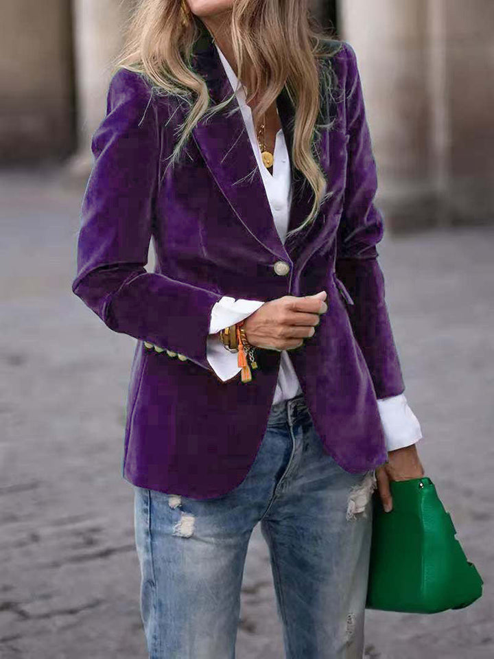 Laila fitted velvet blazer jacket – image 9