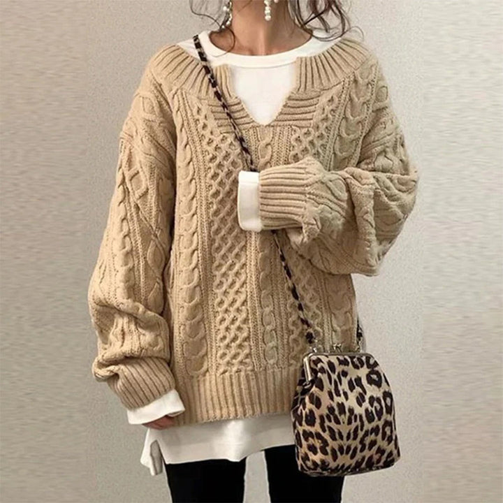Mira classic cable knit long sleeve sweater – image 5