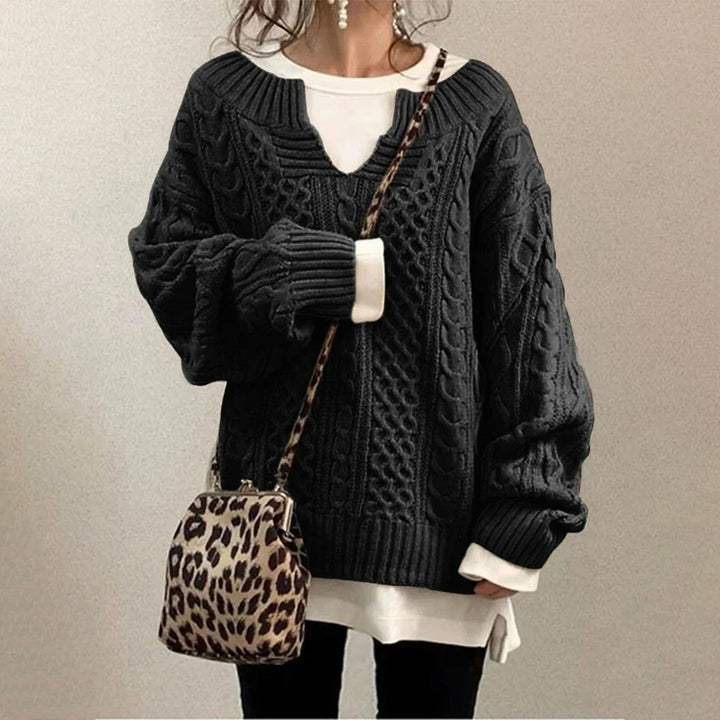 Mira classic cable knit long sleeve sweater – image 4