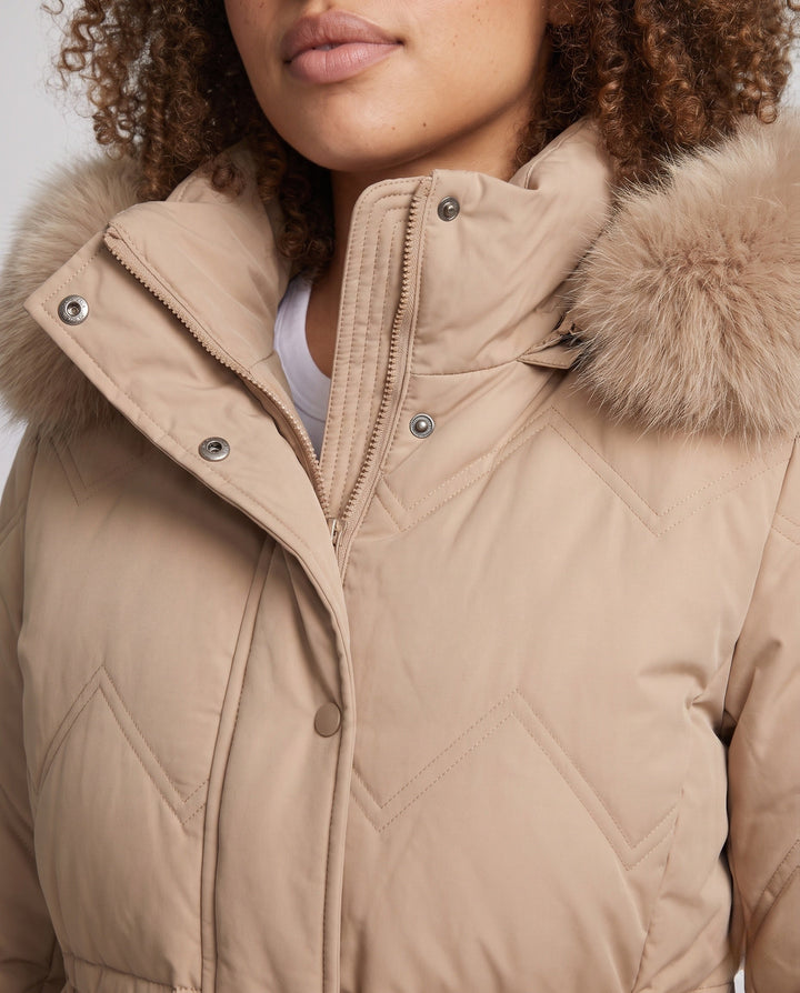 Wynn fitted puffer coat with faux fur hood – image 3