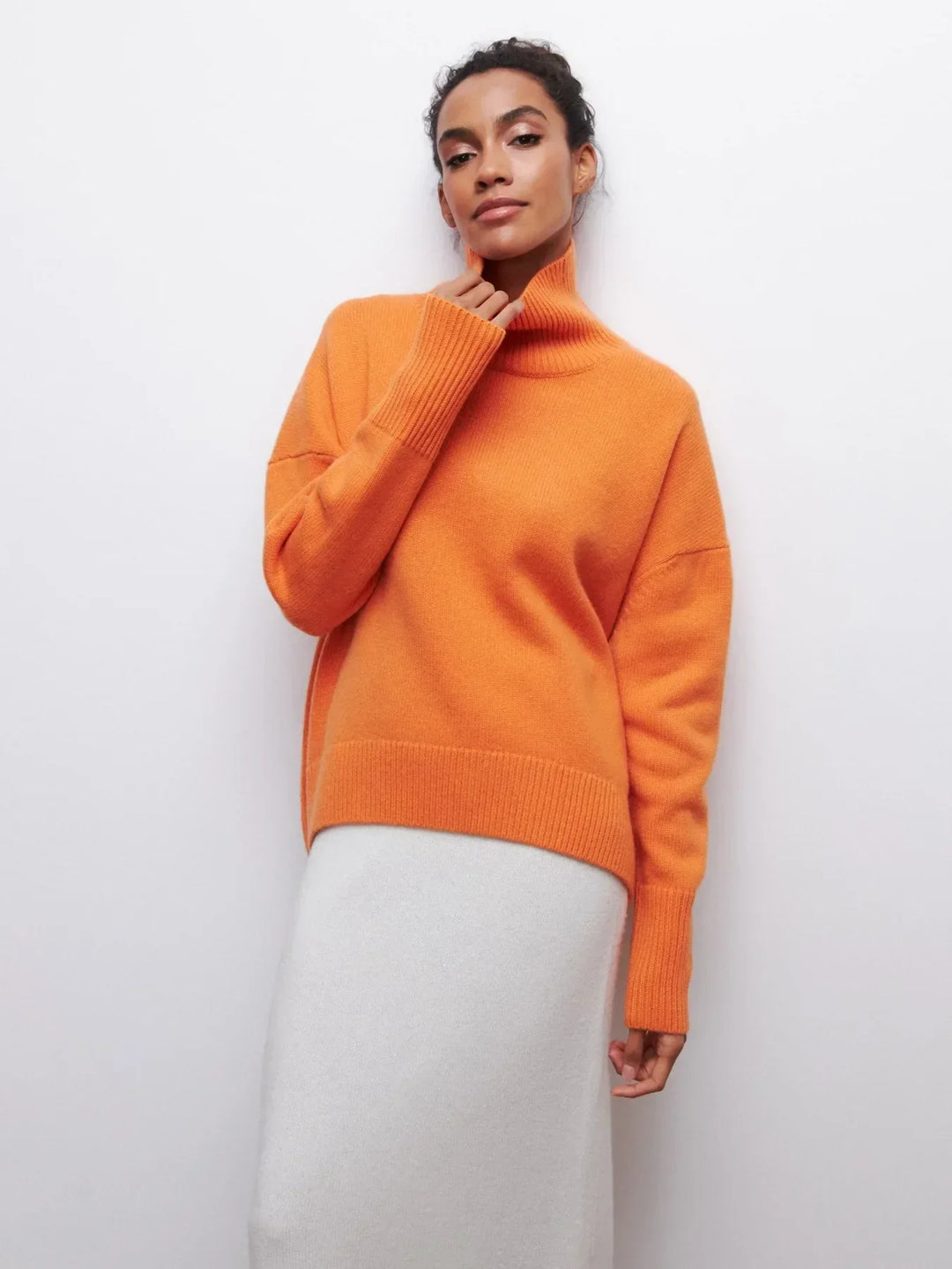 Isadora chunky knit turtleneck sweater – image 13