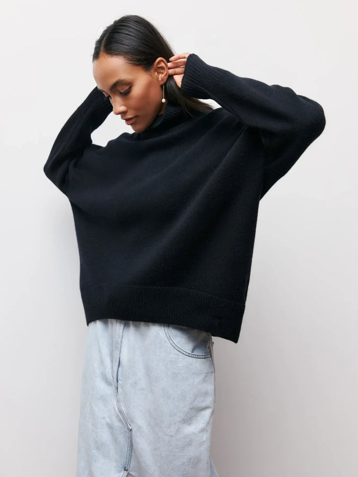 Isadora chunky knit turtleneck sweater – image 17