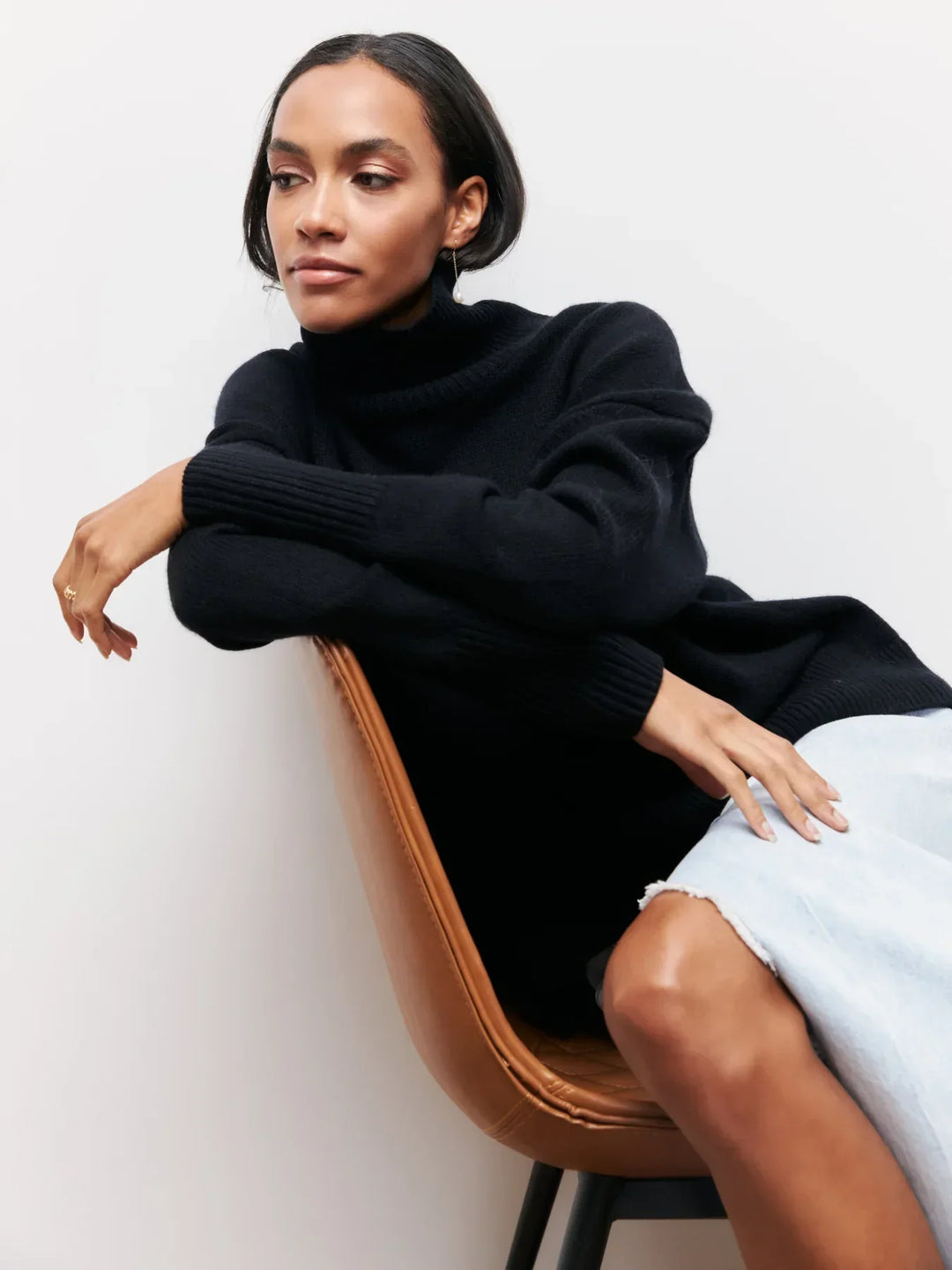 Isadora chunky knit turtleneck sweater – image 18