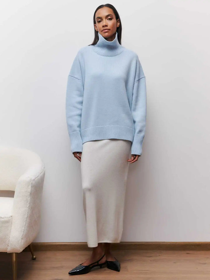 Isadora chunky knit turtleneck sweater – image 24