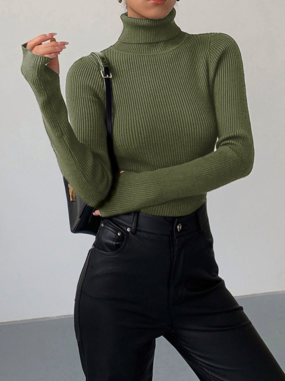 Viviana fine rib turtleneck sweater – image 10