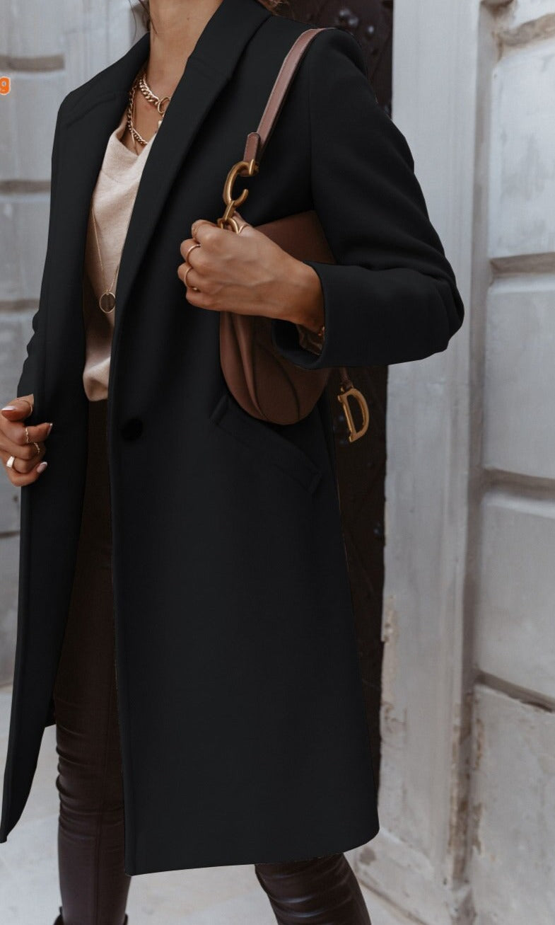 Dorothea long lapel button coat – image 2