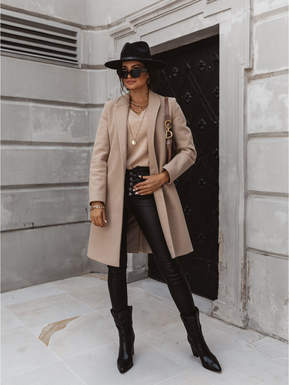Dorothea long lapel button coat – image 7