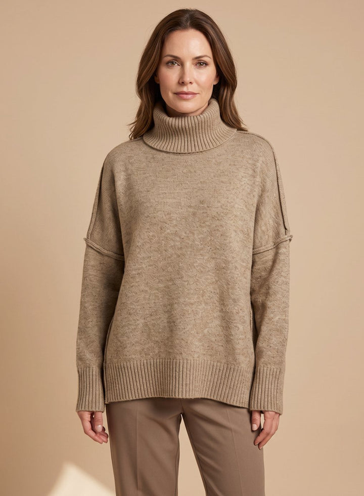Clarisse oversized turtleneck lounge set – image 5