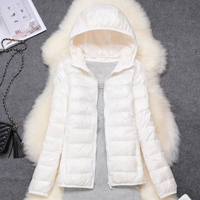 Alyssa ultralight packable puffer jacket with hood – image 13