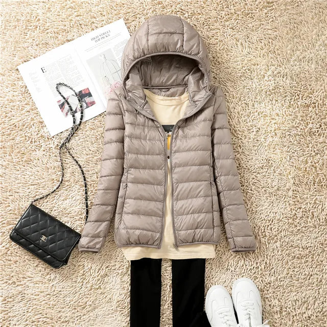 Alyssa ultralight packable puffer jacket with hood – image 8