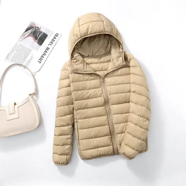 Alyssa ultralight packable puffer jacket with hood – image 9