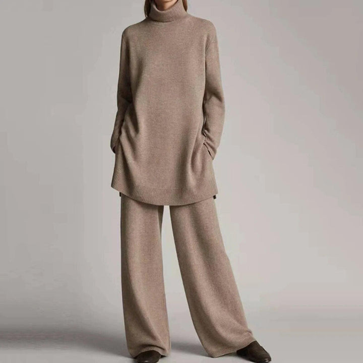 Farrah loose turtleneck and wide leg pants set – image 4