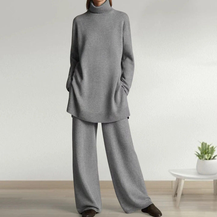 Farrah loose turtleneck and wide leg pants set – image 5