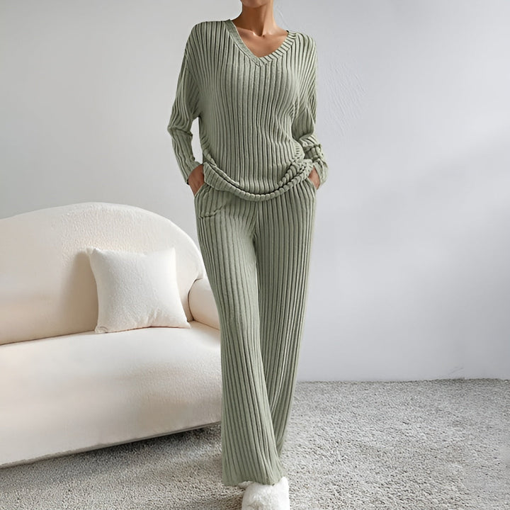 Willa two piece v neck knit set – image 12