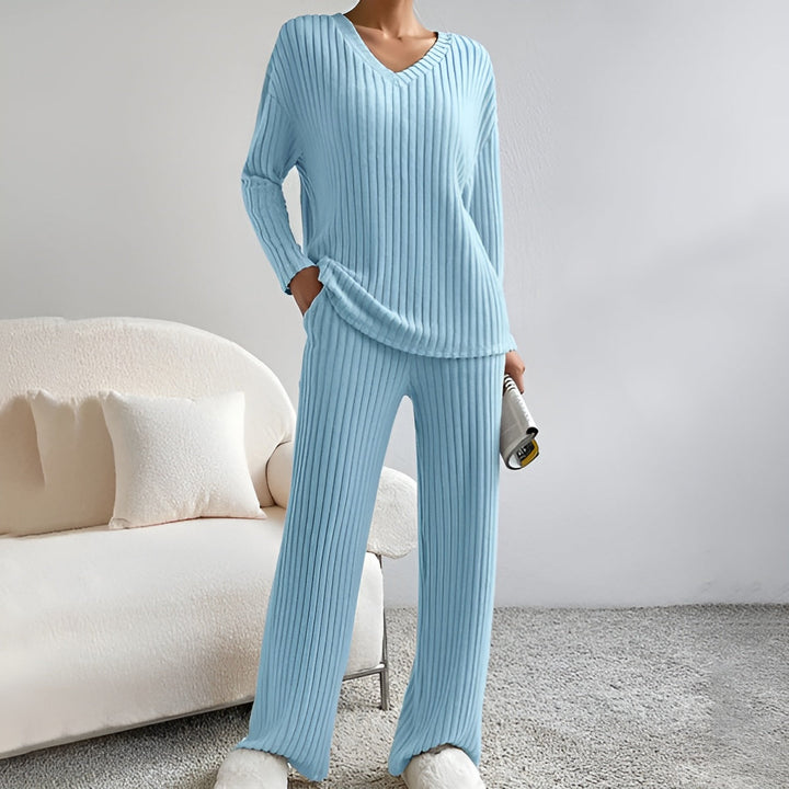Willa two piece v neck knit set – image 13