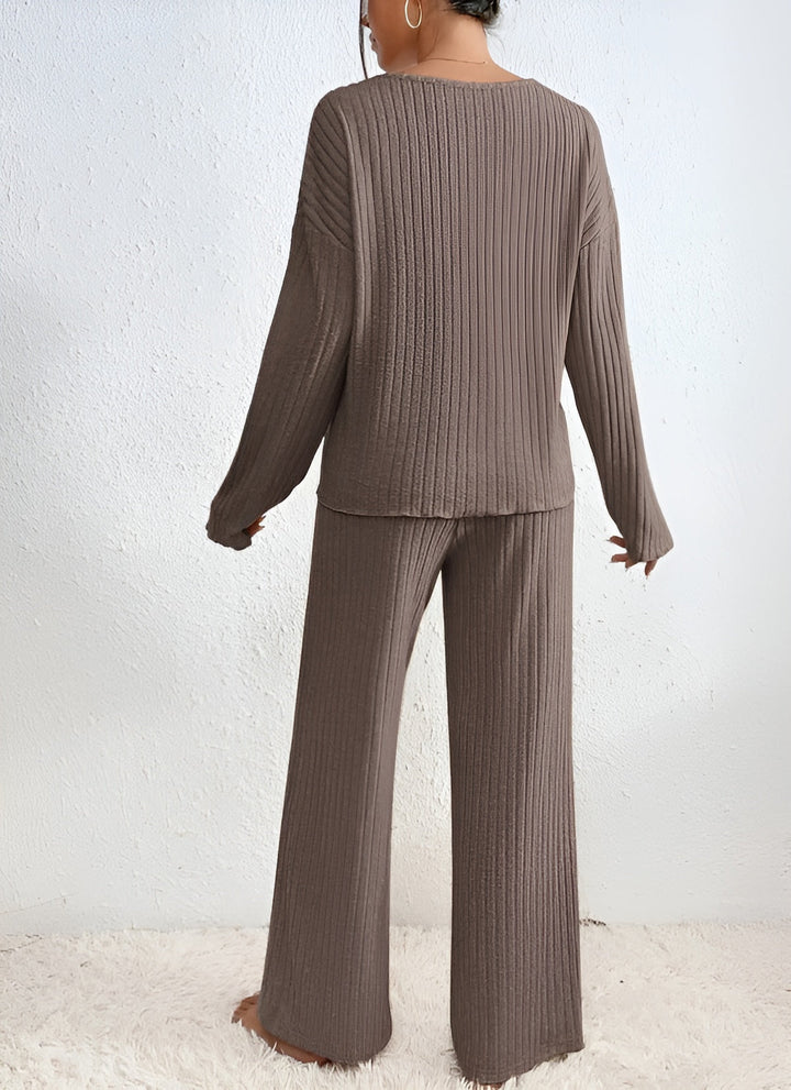 Willa two piece v neck knit set – image 5