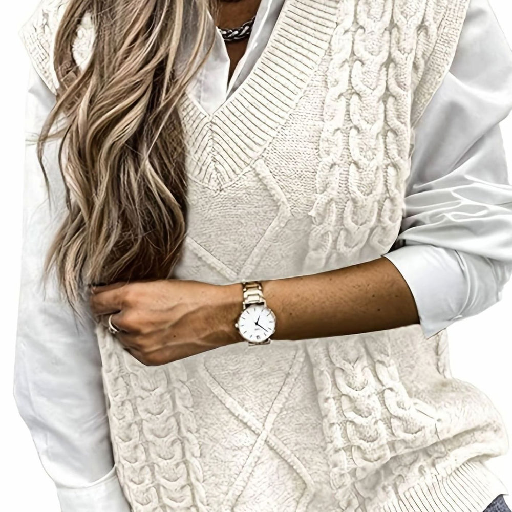 Lucy cable knit V neck sweater vest – image 2