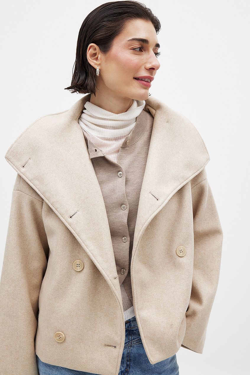 Remi cropped jacket with double snap front – image 3