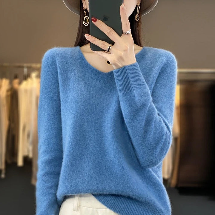 Lillian v neck wool sweater – image 8