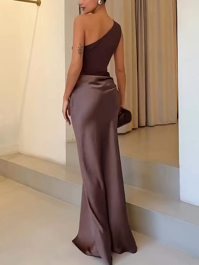 Elizabeth one shoulder satin maxi dress – image 4